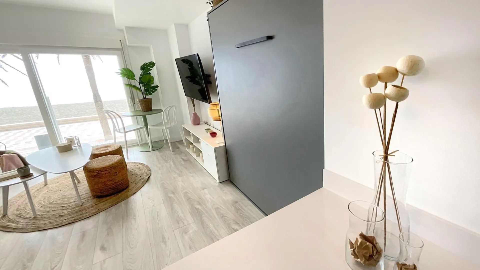 Cs7 Kaleria Suites Almeria 0*,
