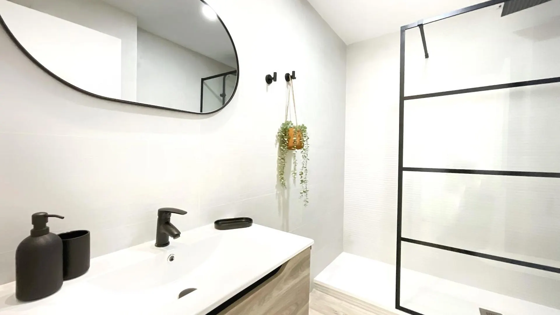 Apartamento Cs7 Kaleria Suites Almería