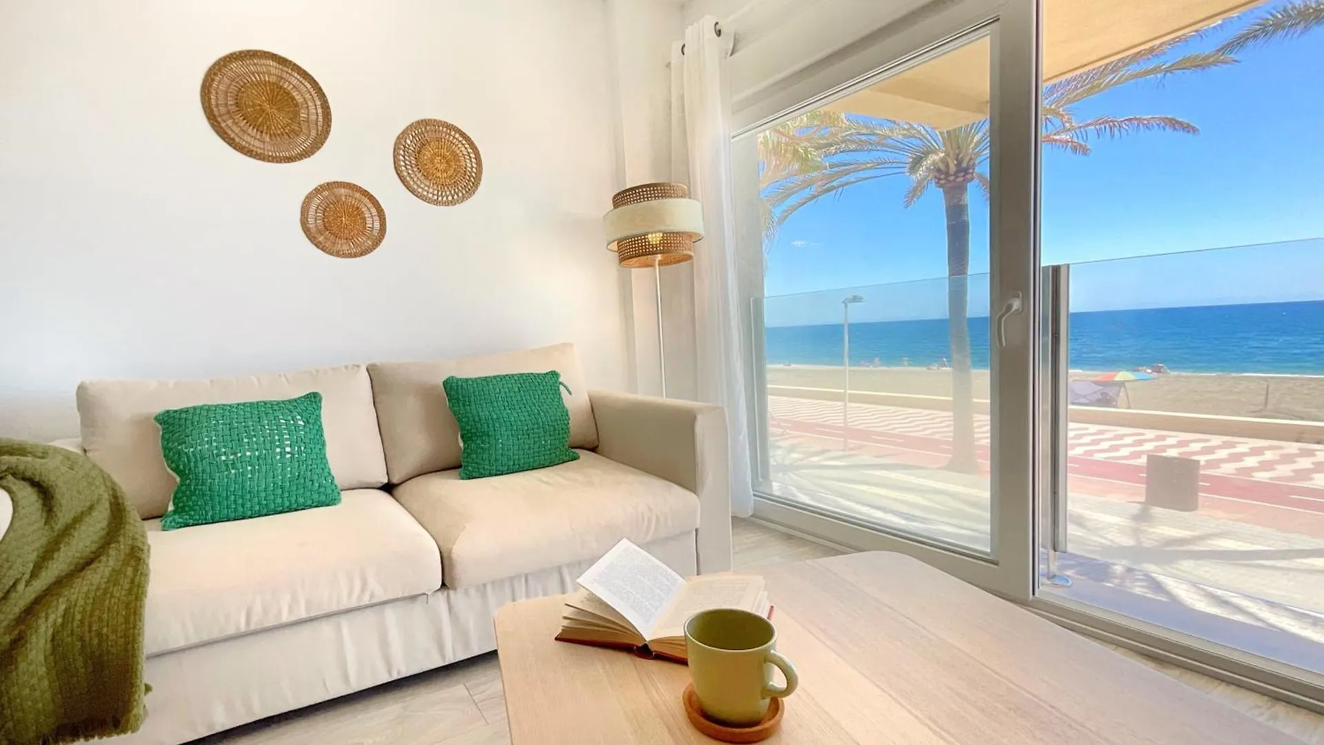 Cs7 Kaleria Suites Almería